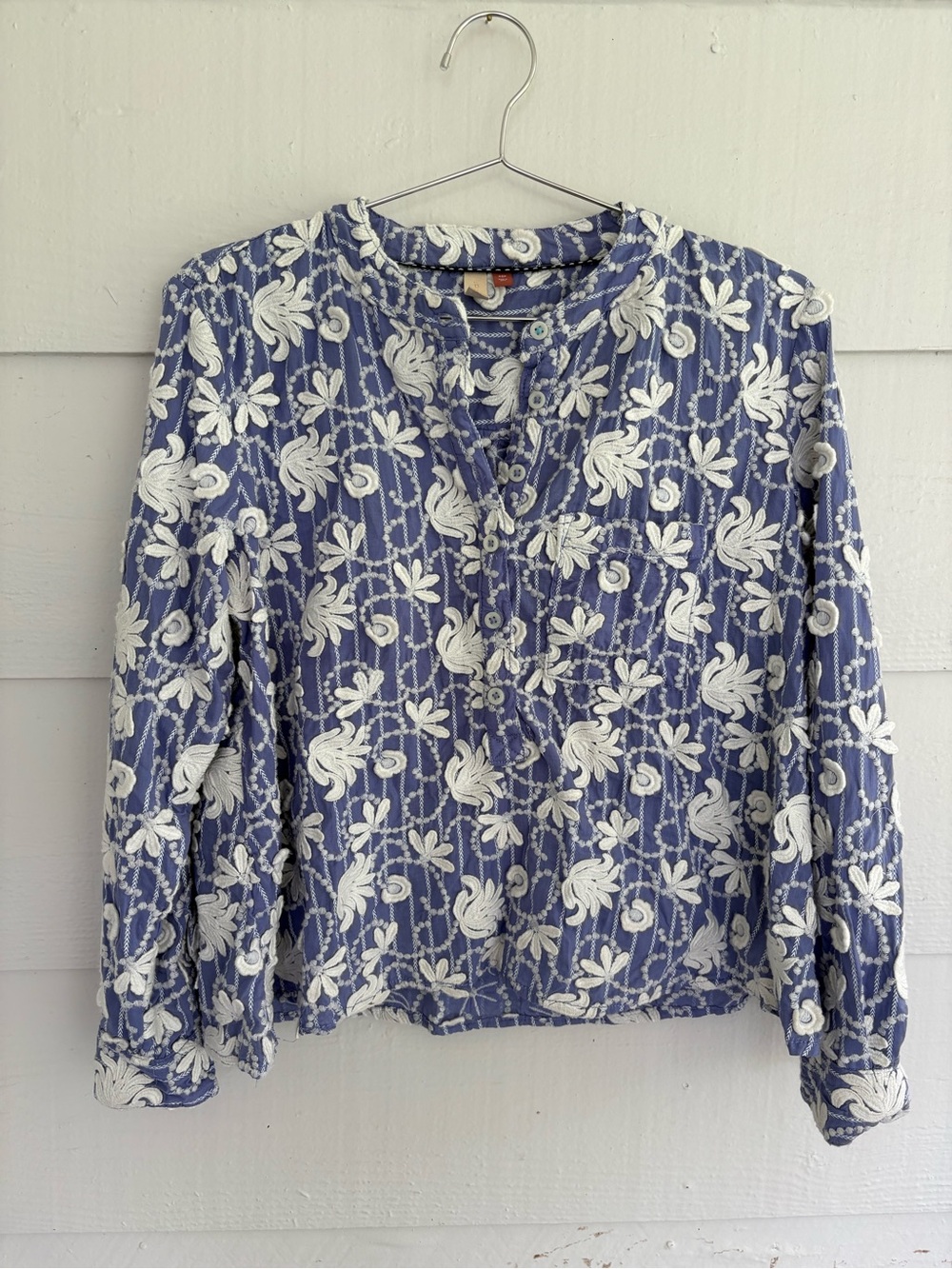 Pilcro Anthropologie Lavender Embroidered Floral Peasant Blouse XSP Cottagecore